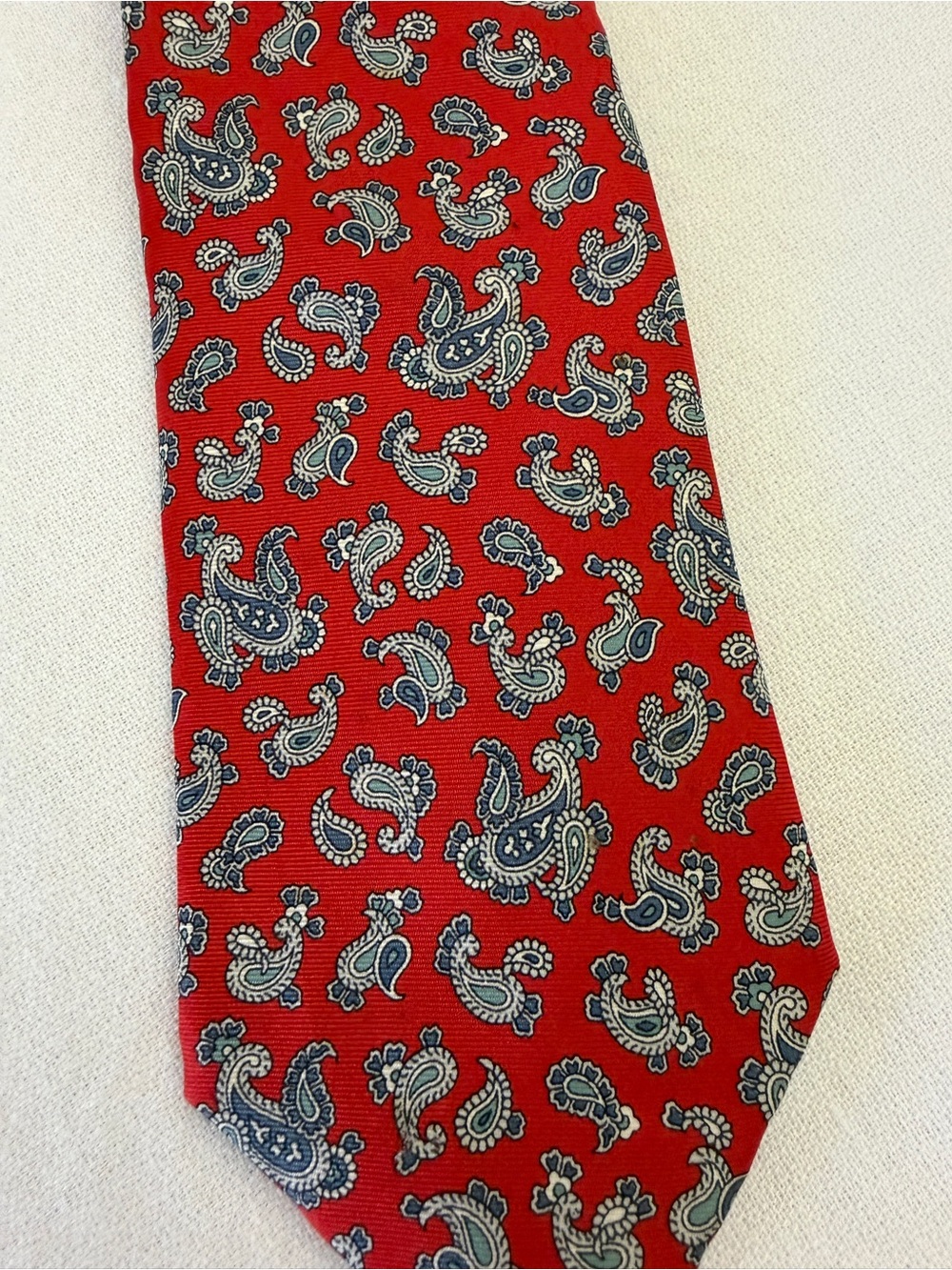 Christian Dior Red Paisley Silk Necktie USA Made Italian Fabric Classic Tie VTG